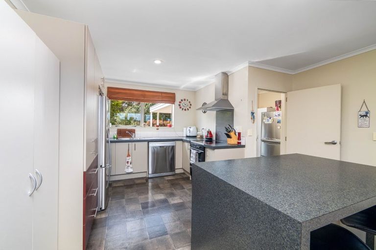 Photo of property in 15 Tikitiki Lane, Russell, 0272