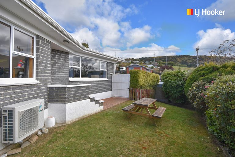 Photo of property in 72 Gilkison Street, Halfway Bush, Dunedin, 9010