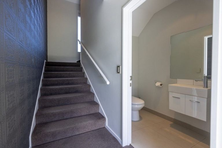 Photo of property in 18 Clutha Place, Wanaka, 9305