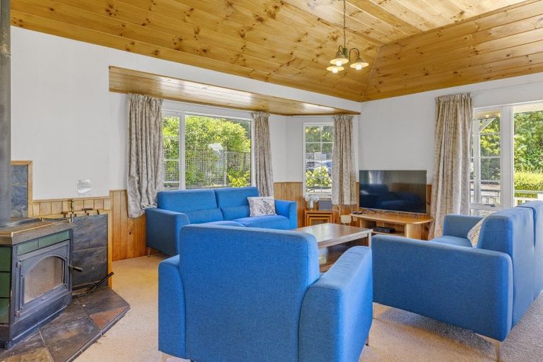 Photo of property in 65 Te Moenga Park, Acacia Bay, Taupo, 3330