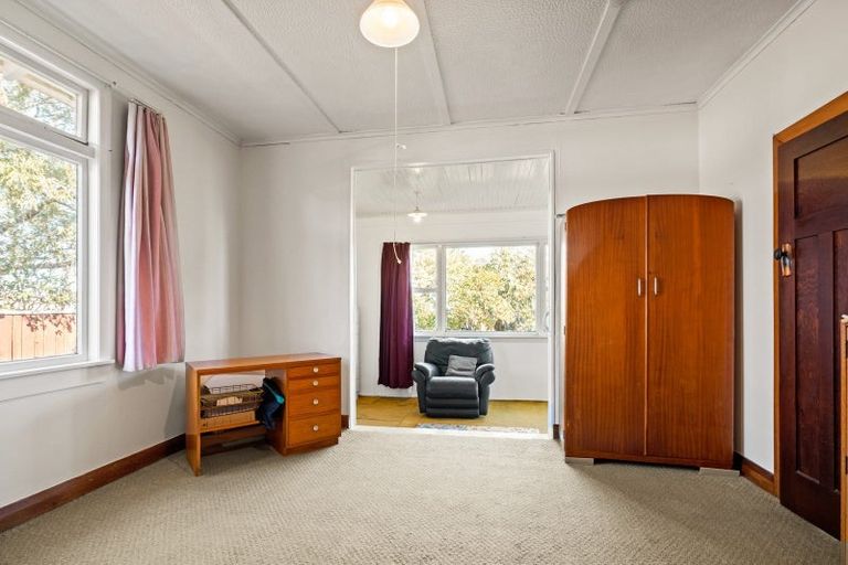 Photo of property in 24 Seymour Street, Waitara, 4320