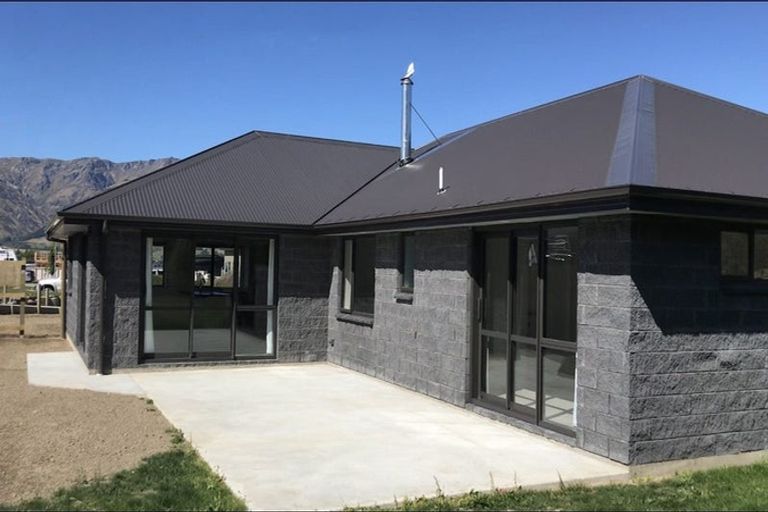 Photo of property in 9 Teal Place, Lake Hawea, 9382