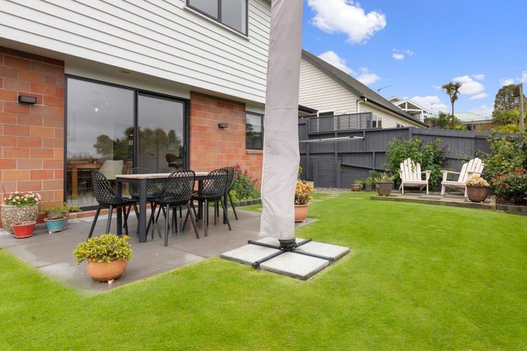 Photo of property in 44b Waikite Road, Welcome Bay, Tauranga, 3112