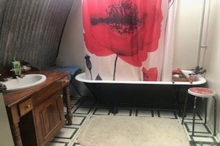 Photo of property in 2100 Paparoa Valley Road, Paparoa, 0571