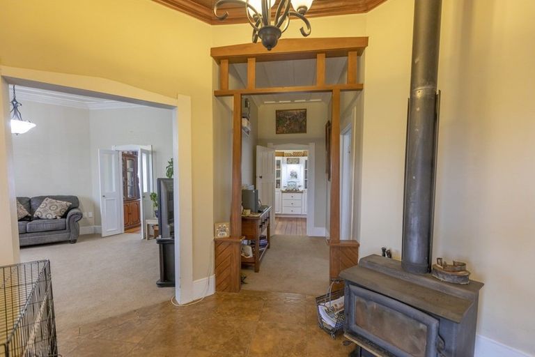 Photo of property in 9 Consitt Street, Takapau, 4203