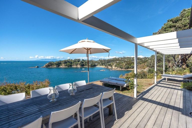 Photo of property in 10 Newton Road, Oneroa, Waiheke Island, 1081