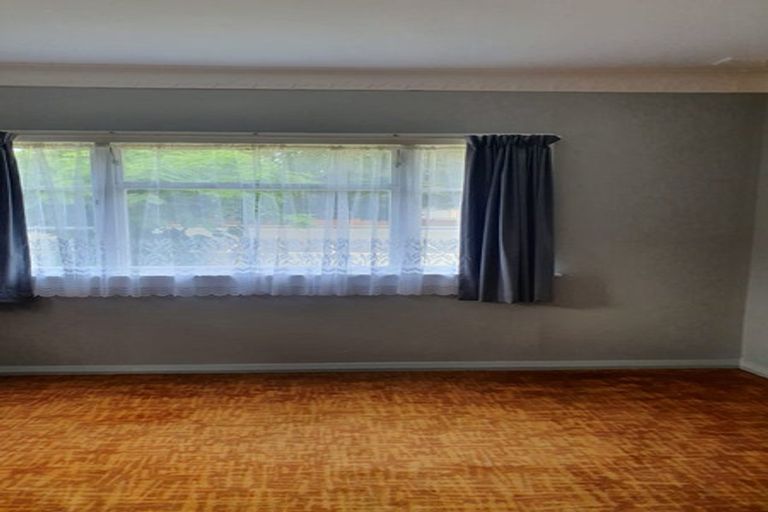 Photo of property in 129 Cambridge Street, Levin, 5510