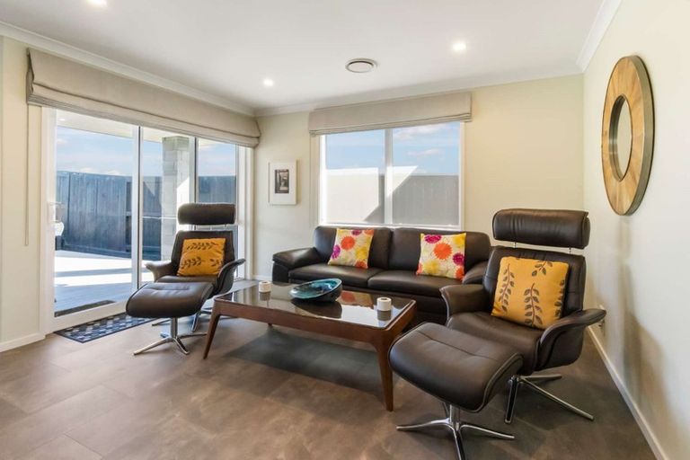 Photo of property in 107 Awataha Crescent, Pyes Pa, Tauranga, 3110