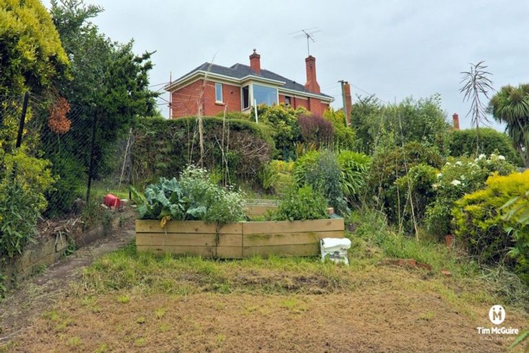 Photo of property in 139 Forfar Street, Clyde Hill, Dunedin, 9011