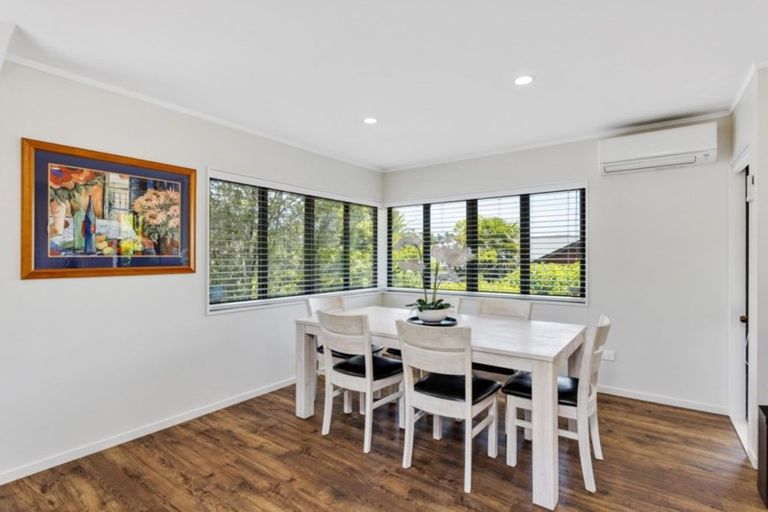 Photo of property in 18 The Close, Greenhithe, Auckland, 0632