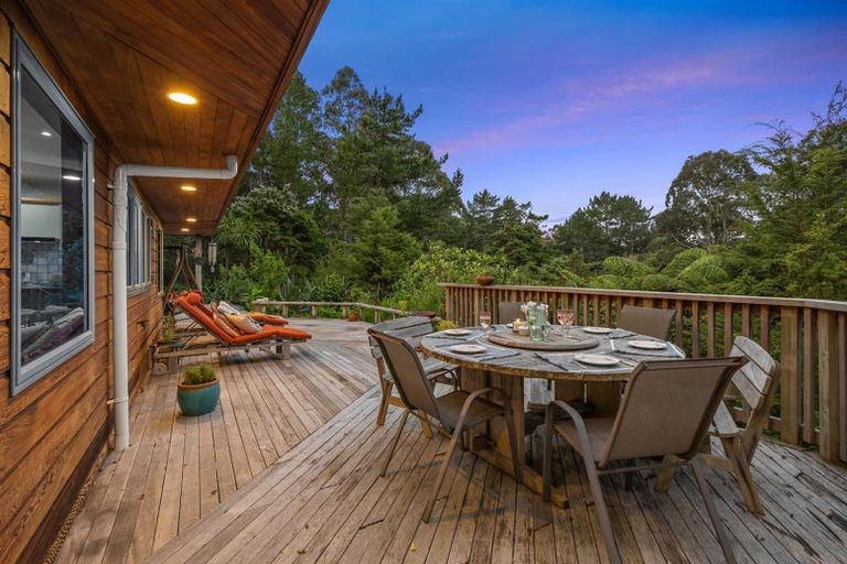 Photo of property in 70 Scott Road, Stanmore Bay, Whangaparaoa, 0932