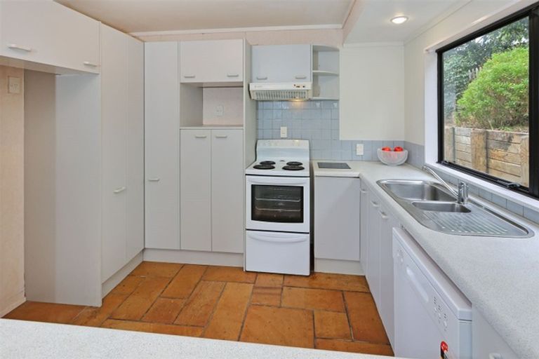 Photo of property in 1/25 Rhinevale Close, Henderson, Auckland, 0612