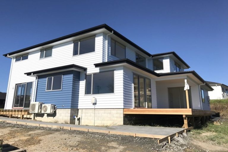 Photo of property in 3 Mataku Way, Silverdale, 0932