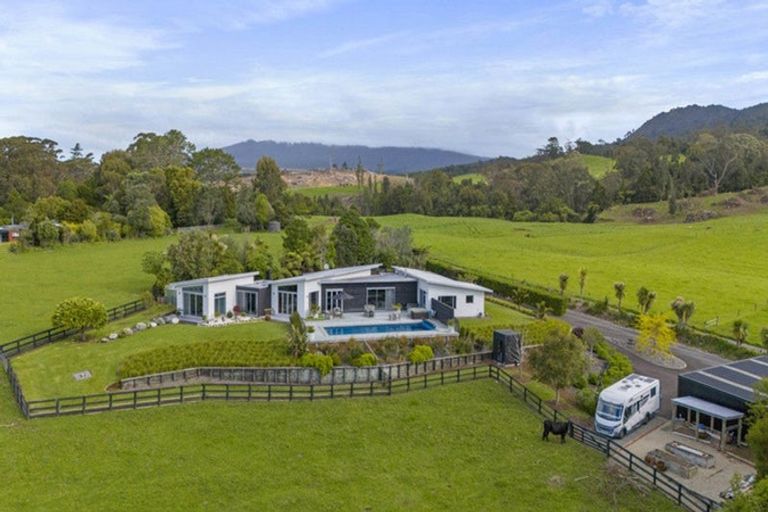Photo of property in 294 Surrey Hill Road, Kaitake, New Plymouth, 4374