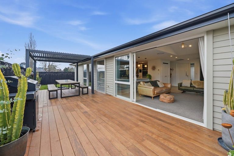 Photo of property in 4 Olearia Lane, Woodend, 7610