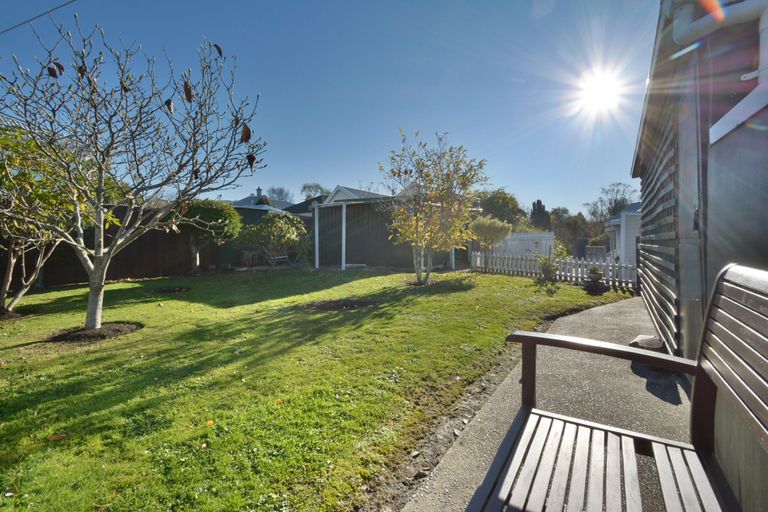 Photo of property in 21 Ventnor Street, Mornington, Dunedin, 9011