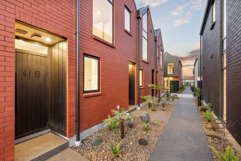 Photo of property in 4/13 Donald Place, St Albans, Christchurch, 8014