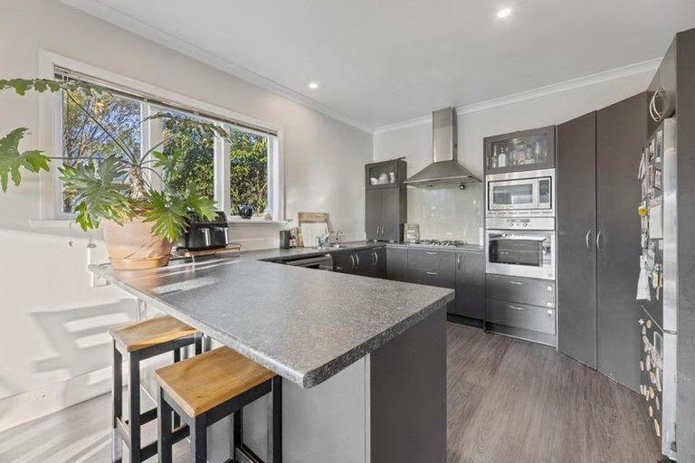 Photo of property in 2 Muir Street, Green Island, Dunedin, 9018