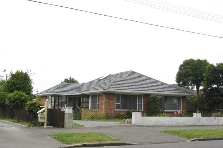 Photo of property in 924 Avonside Drive, Avondale, Christchurch, 8061
