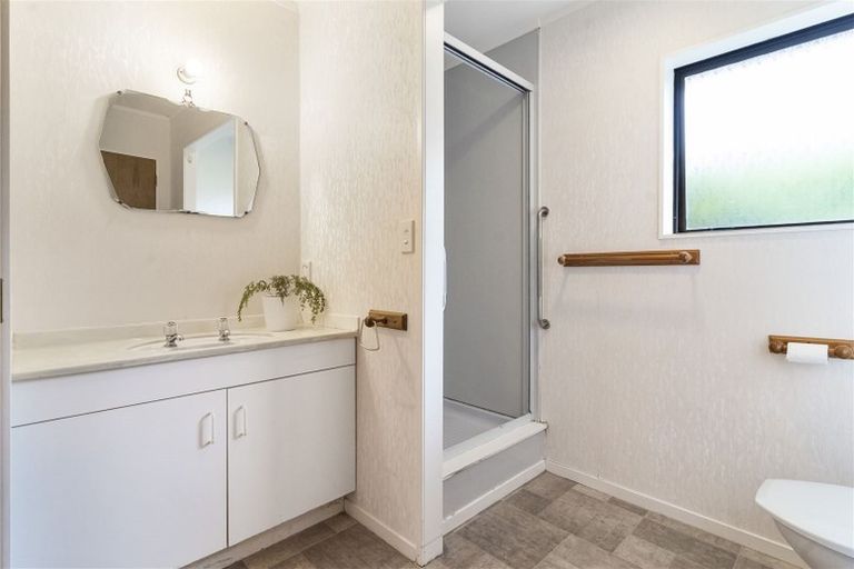 Photo of property in 2/146 Whitford Road, Somerville, Auckland, 2014