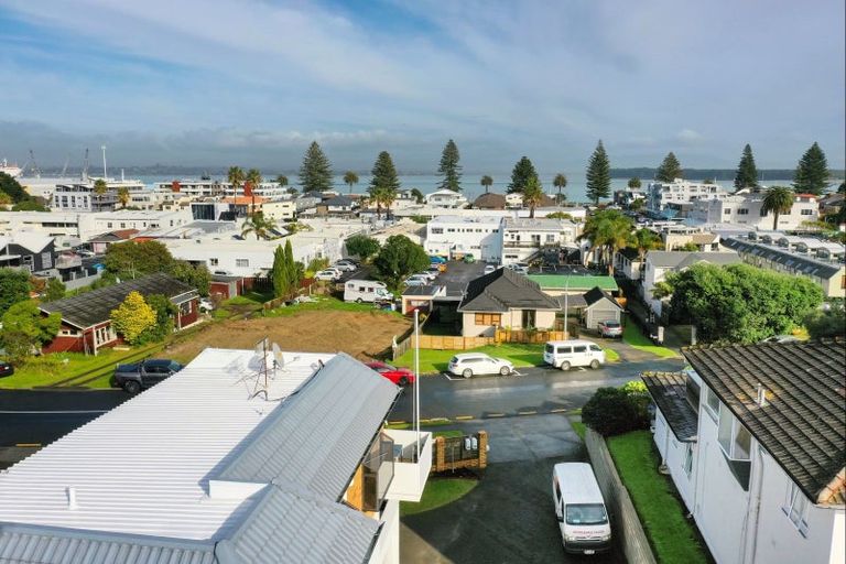 Photo of property in 39 May Street, Mount Maunganui, 3116