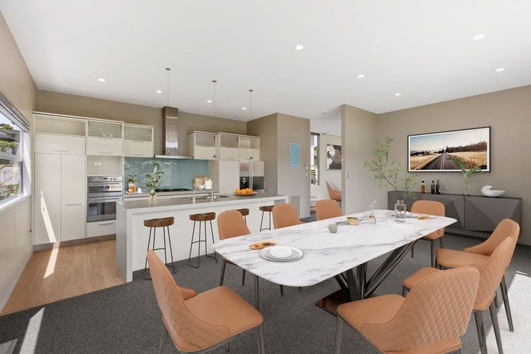 Photo of property in 10e Long Place, Frankleigh Park, New Plymouth, 4310