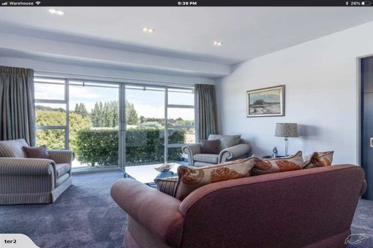 Photo of property in 47 Shalamar Drive, Cashmere, Christchurch, 8022