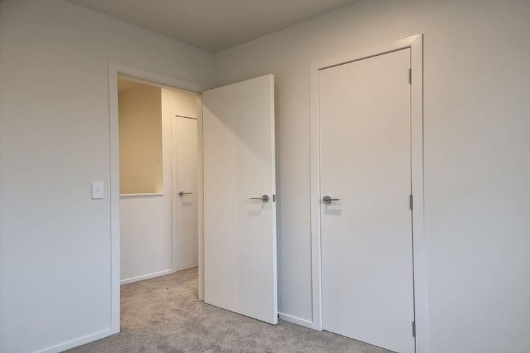 Photo of property in 2/338 Oxford Terrace, Avalon, Lower Hutt, 5011