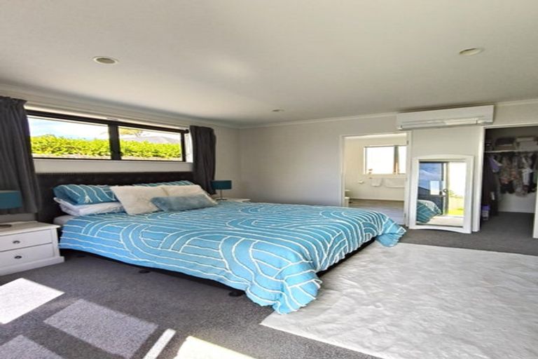Photo of property in 10 Amner Place, Havelock North, 4130