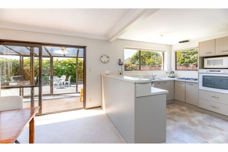 Photo of property in 24 Lodge Place, Ilam, Christchurch, 8041