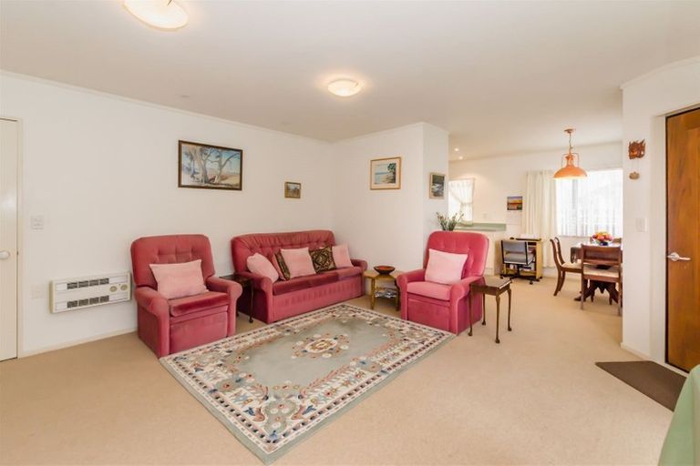 Photo of property in Rimu Village, 9/72 Rimu Road, Raumati Beach, Paraparaumu, 5032