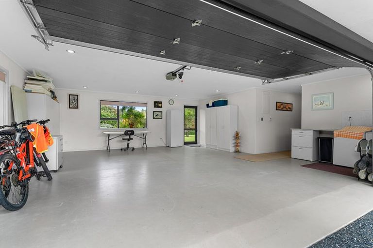 Photo of property in 65 Pahi Road, Paparoa, 0571