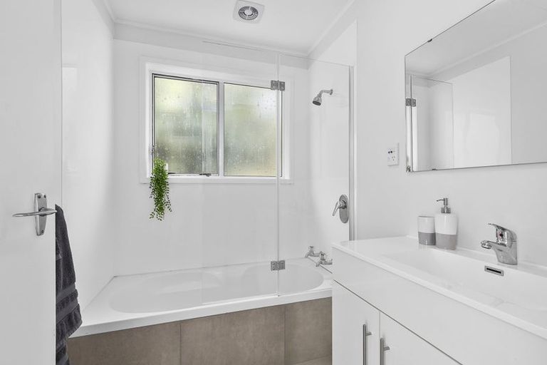 Photo of property in 25 Yarrow Place, Papakowhai, Porirua, 5024