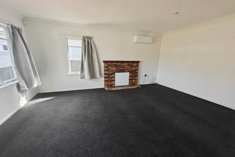 Photo of property in 1/57 Nikau Street, New Lynn, Auckland, 0600