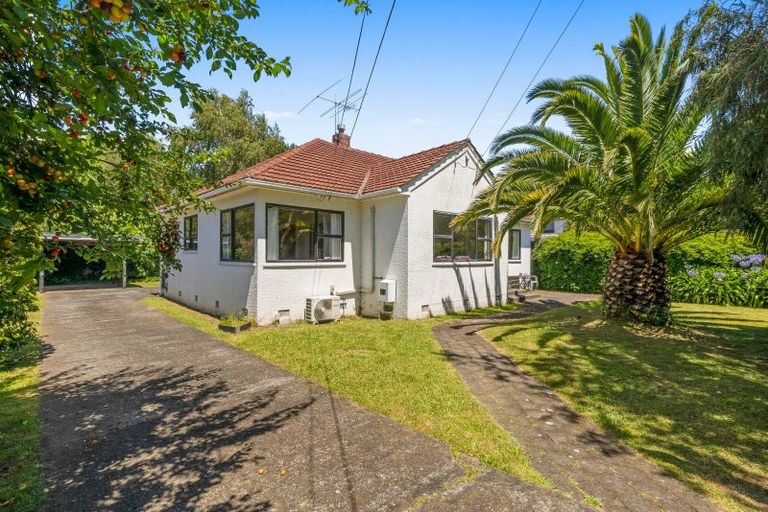 Photo of property in 15 Heretaunga Square, Silverstream, Upper Hutt, 5019