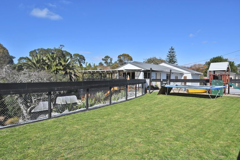 Photo of property in 57 Hauraki Road, Leigh, Warkworth, 0985