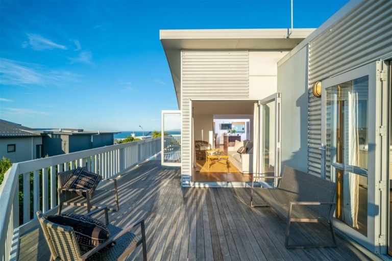 Photo of property in 5 Dunkeld Lane, Redcliffs, Christchurch, 8081