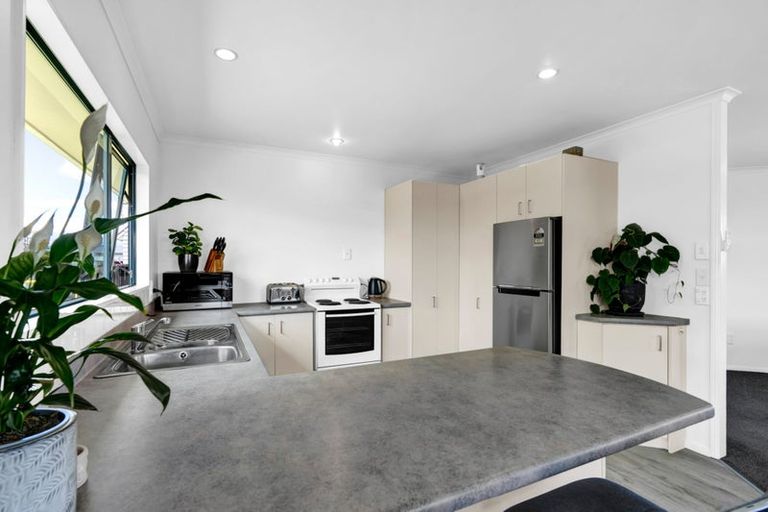 Photo of property in 3a Meade Place, Bell Block, New Plymouth, 4312