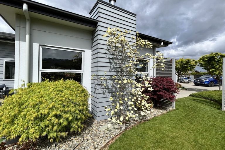 Photo of property in 59 Perriam Place, Mount Pisa, Cromwell, 9383