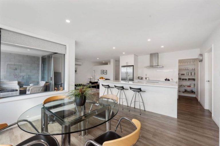 Photo of property in 39 Kahuparere Crescent, Pyes Pa, Tauranga, 3112