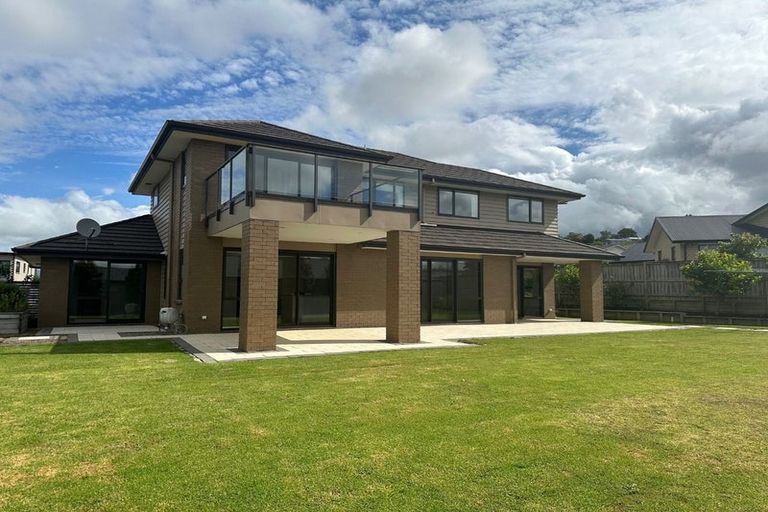 Photo of property in 6 Deol Drive, Pukekohe, 2120