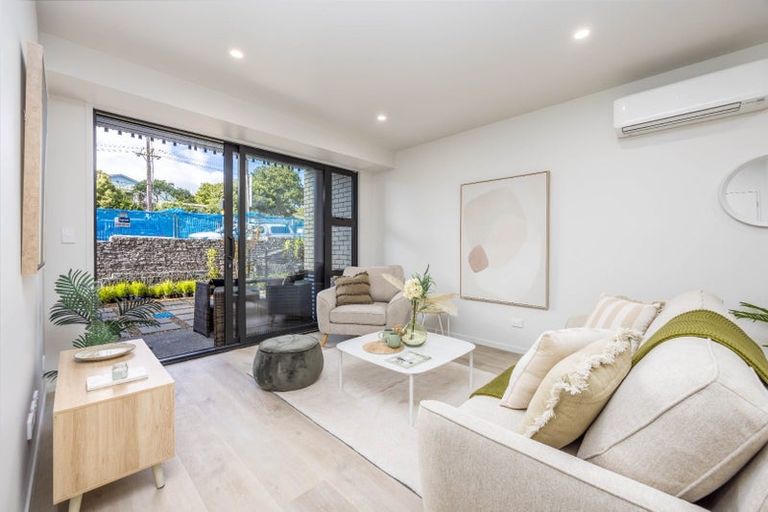 Photo of property in 2/12 Stackhouse Avenue, Bishopdale, Christchurch, 8053