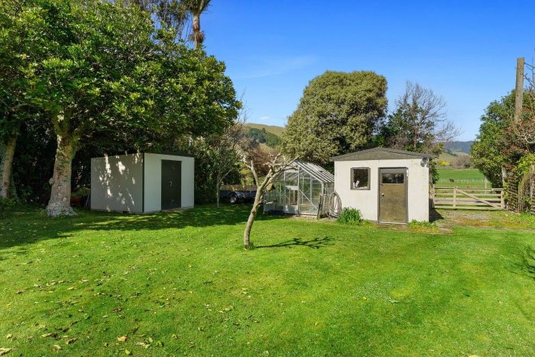 Photo of property in 43 Te Horo Hautere Cross Road, Te Horo, Otaki, 5582