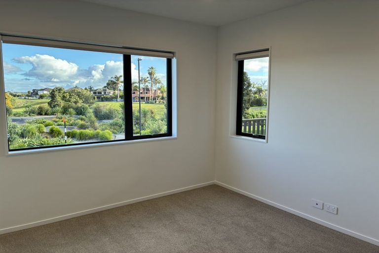 Photo of property in 131 Waituarua Drive, Takanini, Auckland, 2112