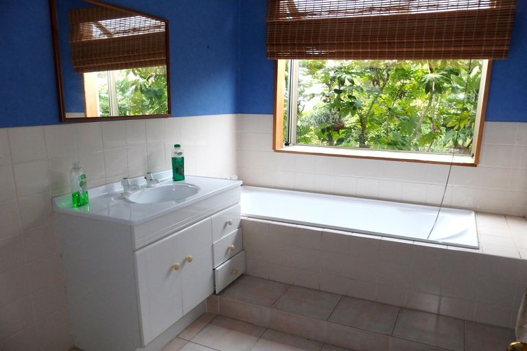 Photo of property in 16 Buchanan Street, Parkside, Timaru, 7910