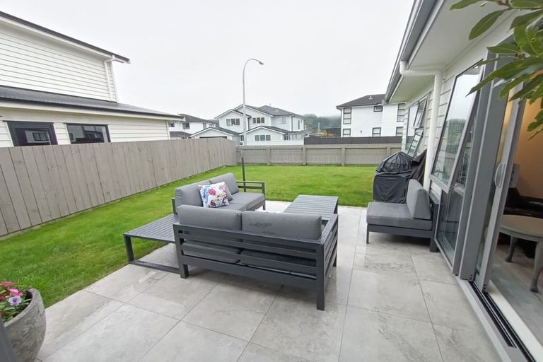 Photo of property in 13 Atherton Terrace, Churton Park, Wellington, 6037