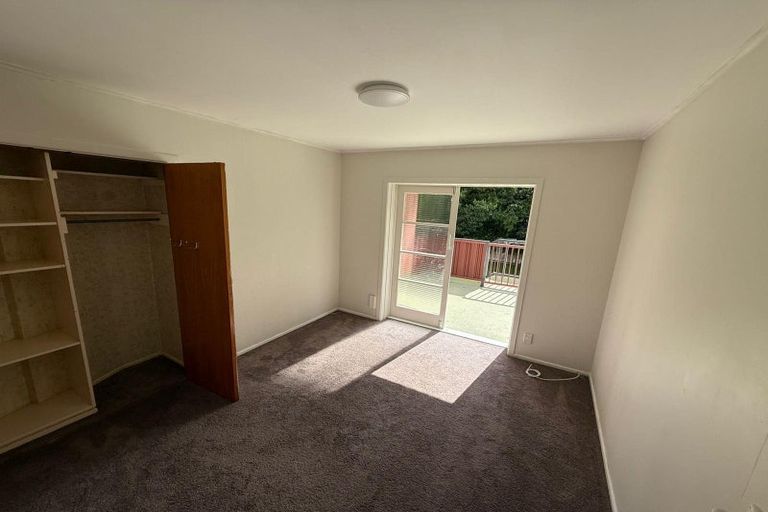 Photo of property in 18 Renwick Street, Papakura, 2110