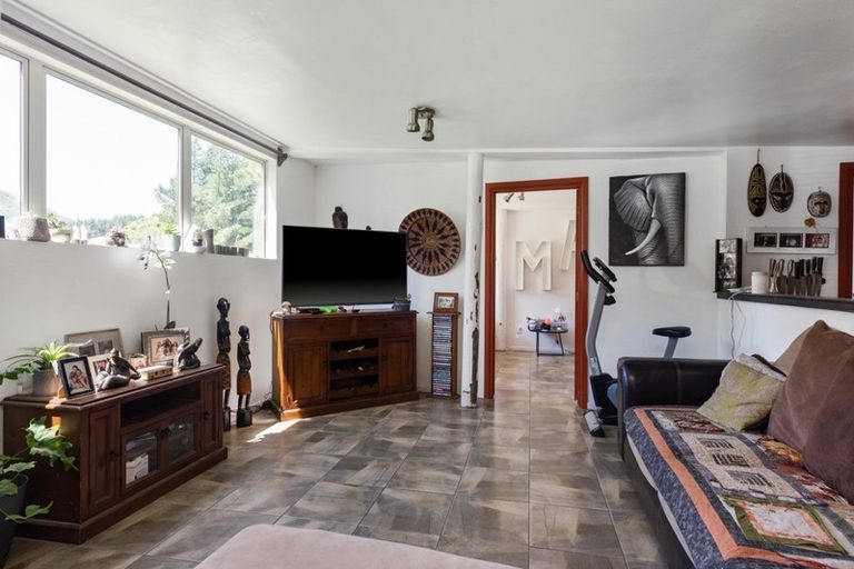 Photo of property in 166 Lindens Road, Mount Pleasant, Blenheim, 7273