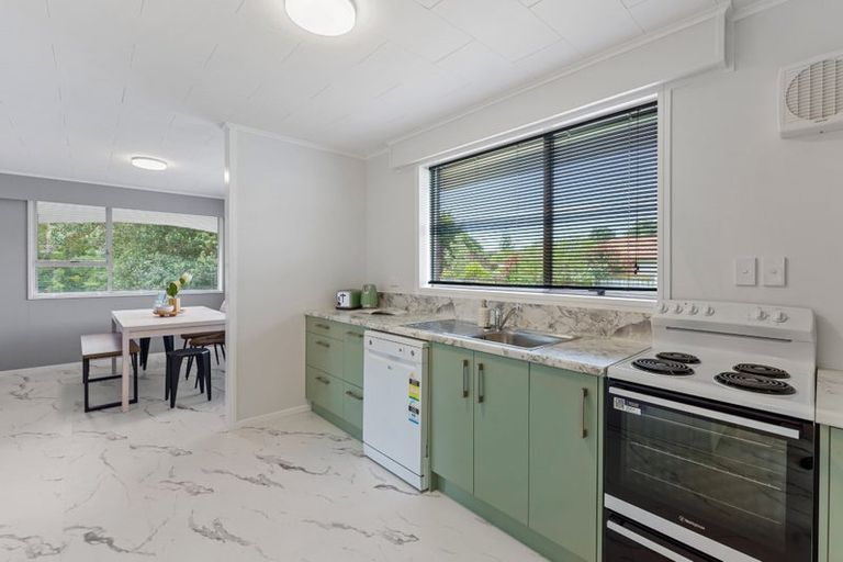 Photo of property in 62 Queens Road, Waikanae Beach, Waikanae, 5036