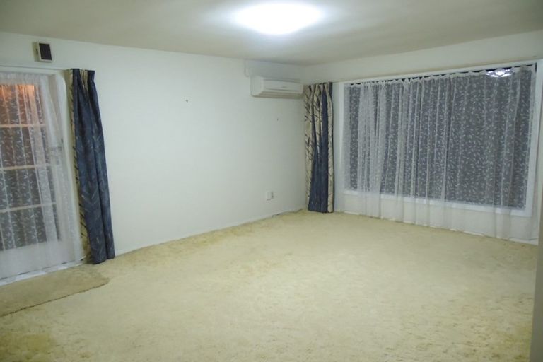 Photo of property in 45 Fovant Street, Russley, Christchurch, 8042